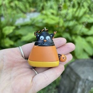 Hallmark Halloween Trimmer Ornaments Sweet and Silly Candy Corn Black‎ Cat Jol